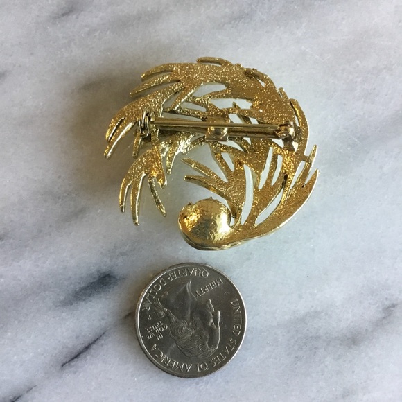 Vintage Pearl Feathers Brooch - Picture 2 of 2